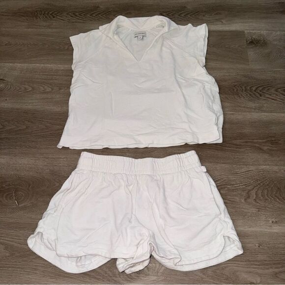 Women's Free Assembly White Terry Cloth Matching Two Piece Set - Picture 2 of 11